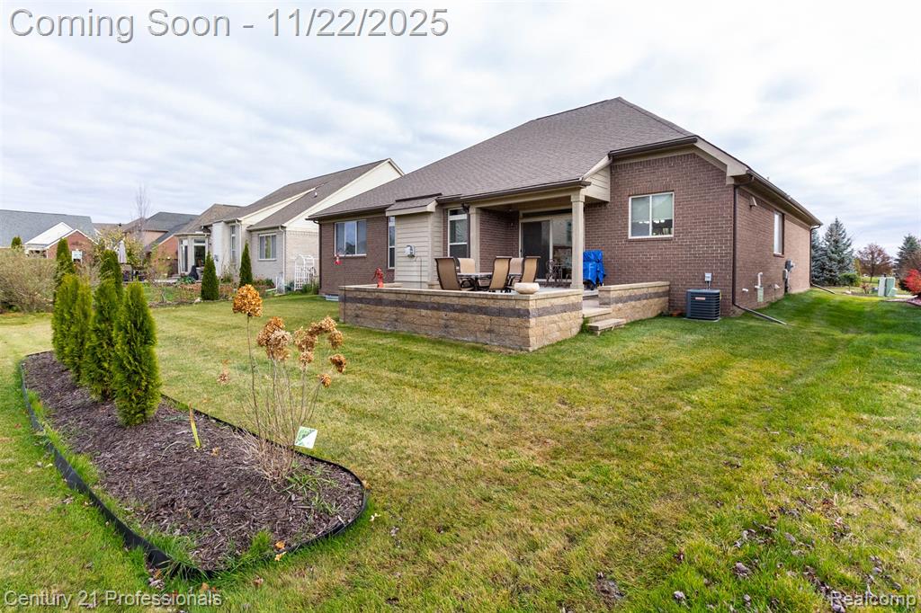 43835 Pheasant Lane, Clinton Twp, MI 48038 — Photo 41