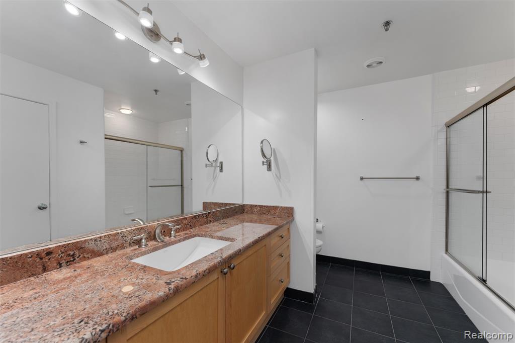 200 River Place Drive, Detroit, MI 48207 — Photo 17