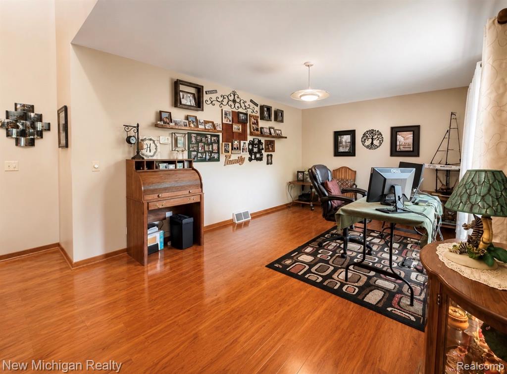 7156 River Road, Flushing, MI 48433 — Photo 15