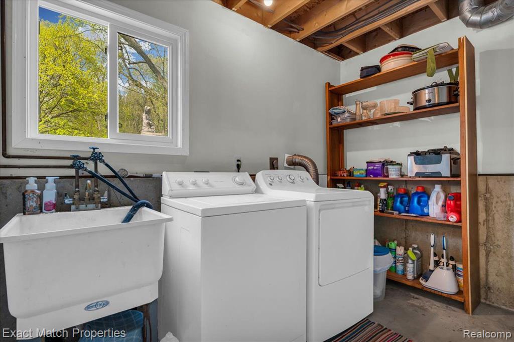 7180 HOWELL Avenue, Waterford, MI 48327 — Photo 43