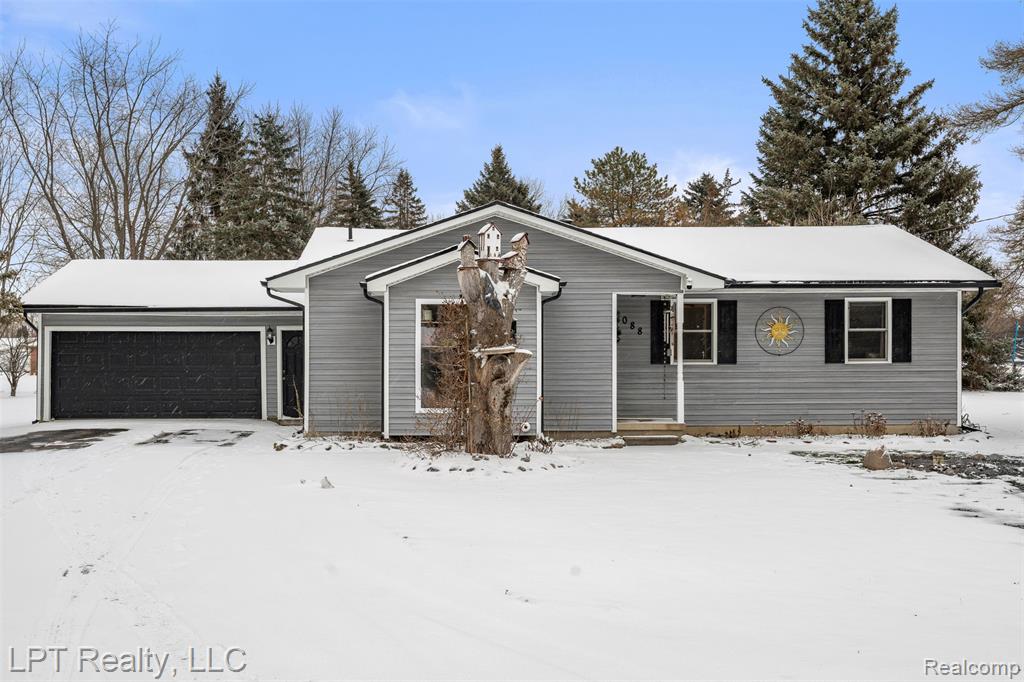 8088 Oreilly Circle, Davison, MI 48423 — front exterior