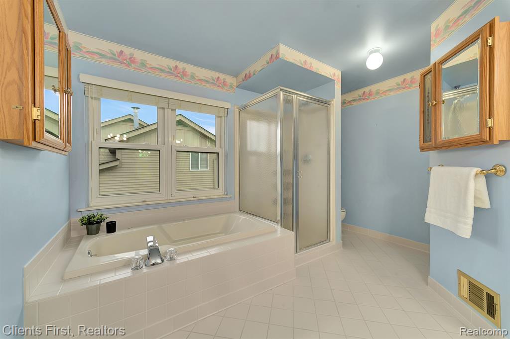 46657 GUNNERY Drive, Canton, MI 48187 — Photo 24