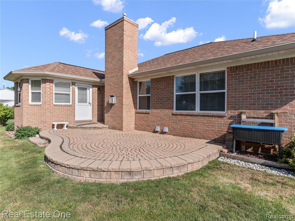 636 Vincent Street, Pinckney, MI 48169 — Photo 24