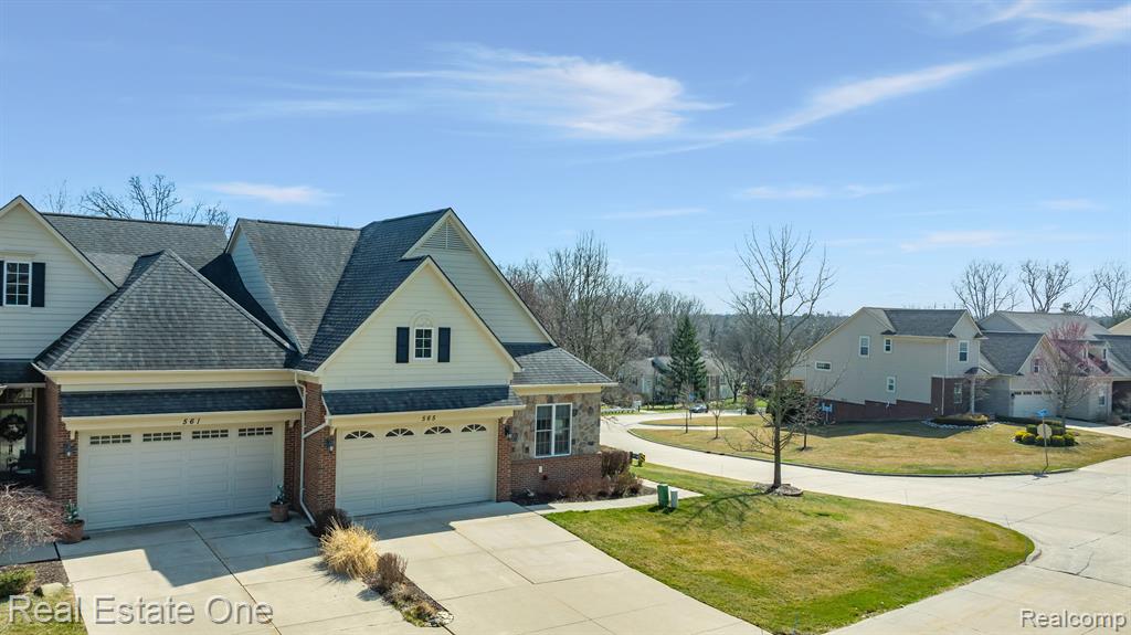 565 ANDOVER Court, Rochester Hills, MI 48306 — Photo 37
