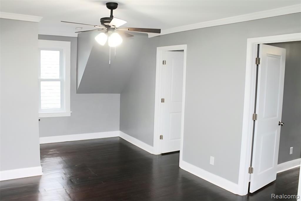 876 Vinewood Street, Wyandotte, MI 48192 — Photo 23