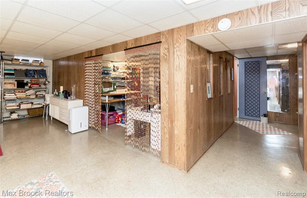 1703 Browning Avenue, Madison Heights, MI 48071 — Photo 28