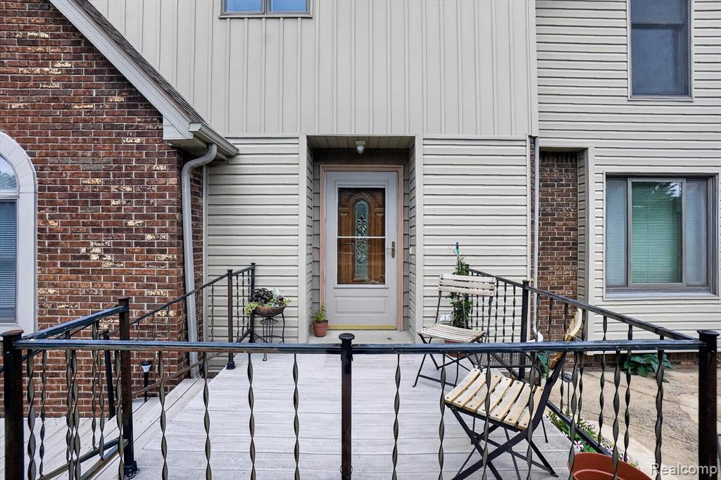 6888 Slawski Drive, Fowlerville, MI 48836 — Photo 3
