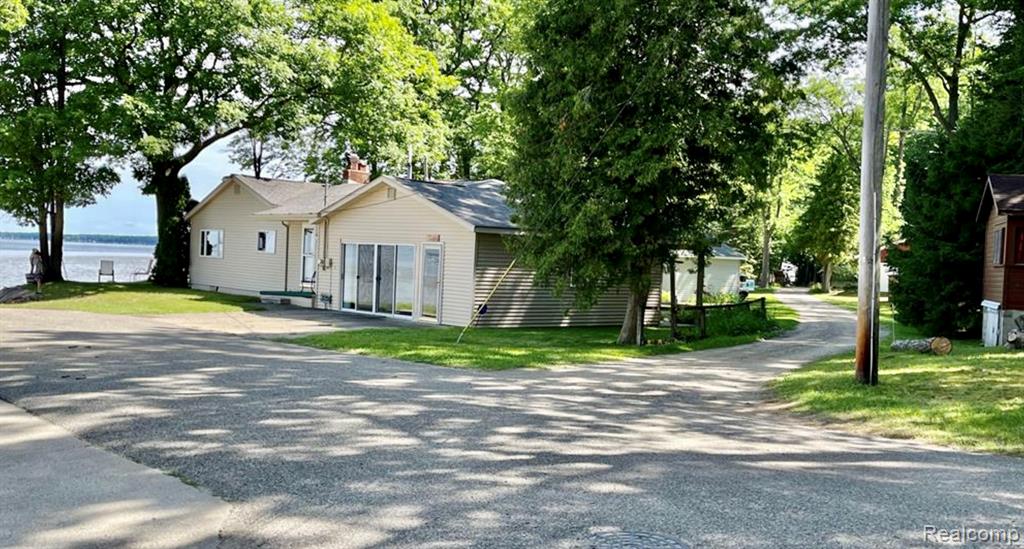 328 Sheridan Drive, Prudenville, MI 48651 — Photo 44