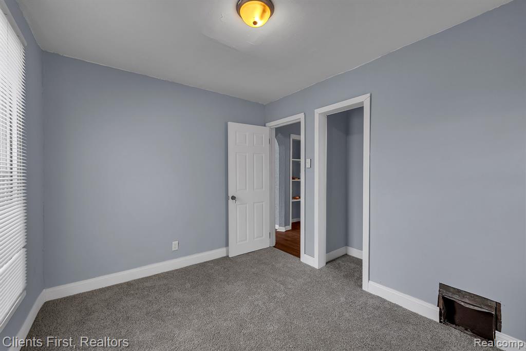 15435 Fielding Street, Detroit, MI 48223 — Photo 10