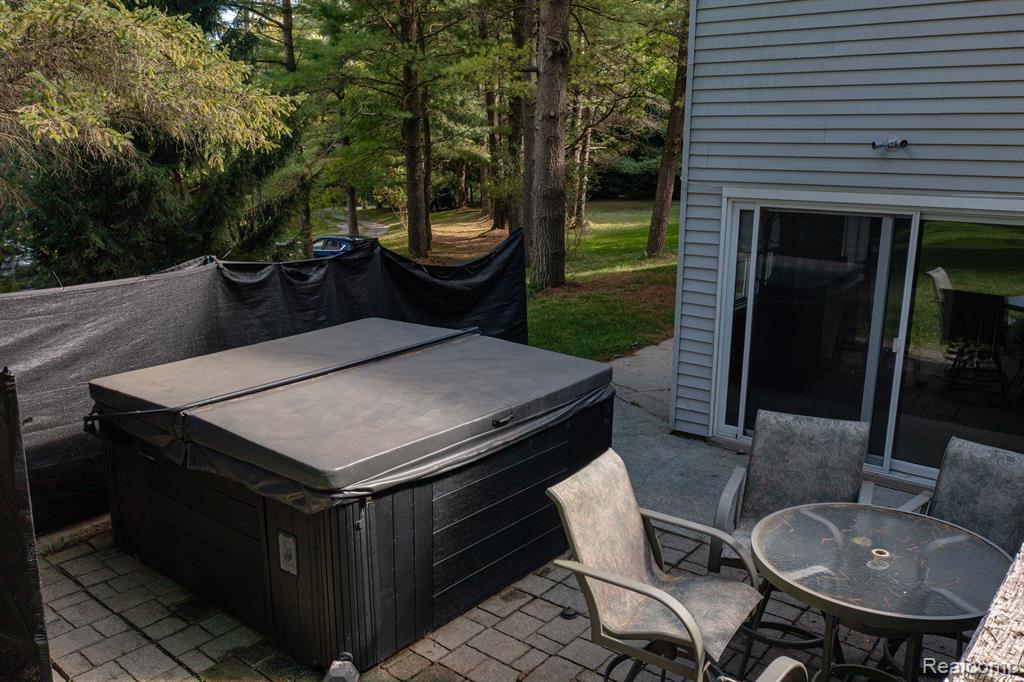 8620 RATTALEE LAKE Road, Clarkston, MI 48348 — Photo 37