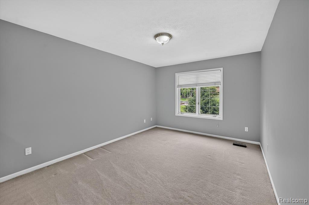 5079 Pinewood Drive, Brighton, MI 48116 — Photo 26
