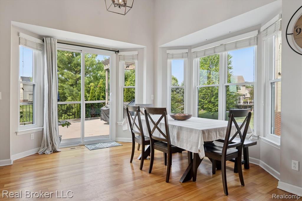 8567 Hummingbird, Commerce Twp, MI 48382 — Photo 15
