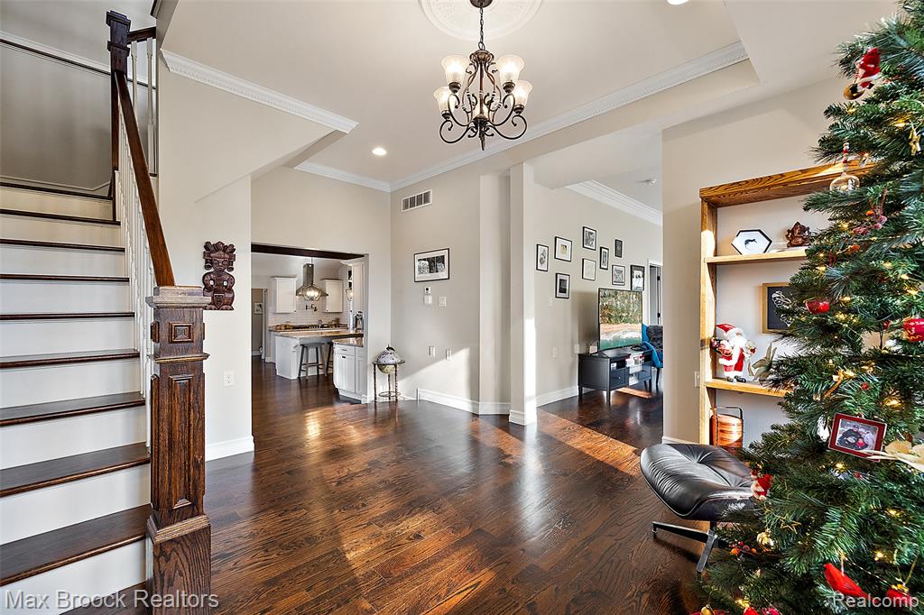 5645 Eastman Boulevard, West Bloomfield, MI 48323 — Photo 11