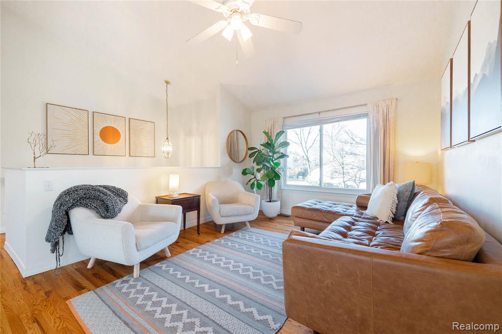 907 Huntclub Boulevard, Auburn Hills, MI 48326 — Photo 5