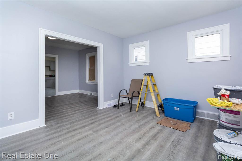 8704 Smart Street, Detroit, MI 48210 — Photo 6