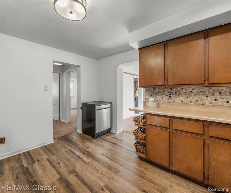 2185 Oakview Drive, Canton, MI 48187 — Photo 18