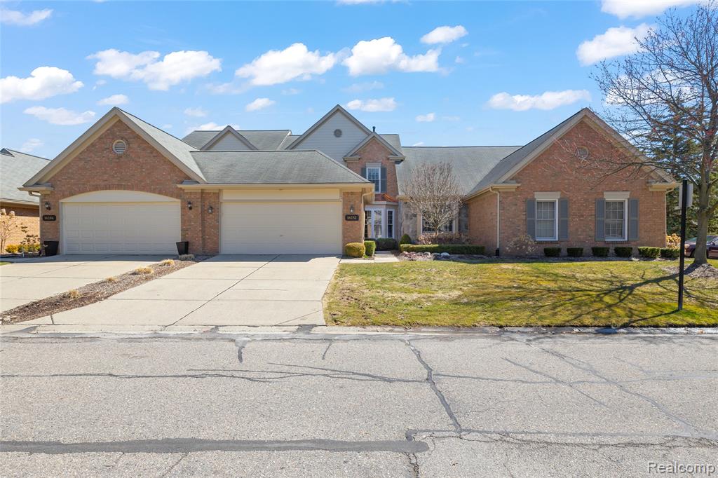 16252 Country Knoll Drive, Northville, MI 48168 — front exterior
