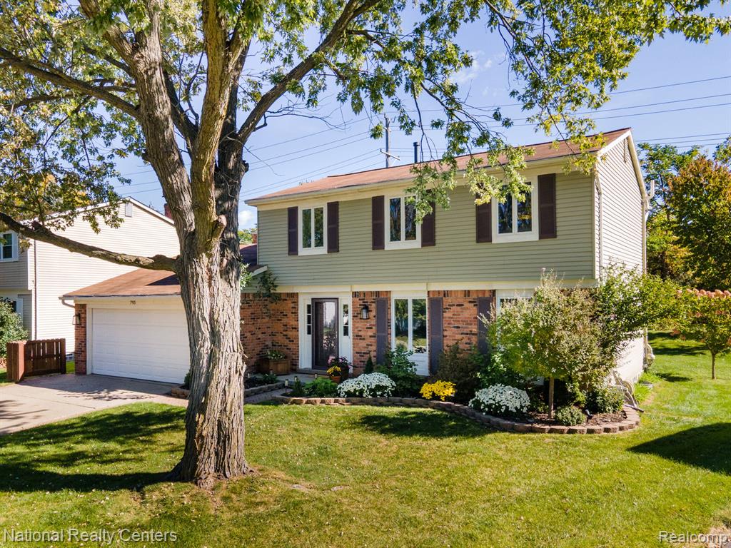 793 Dressler Lane, Rochester Hills, MI 48307