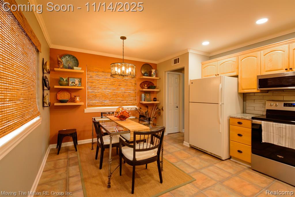 13377 Rawsonville Road, Belleville, MI 48111 — Photo 10
