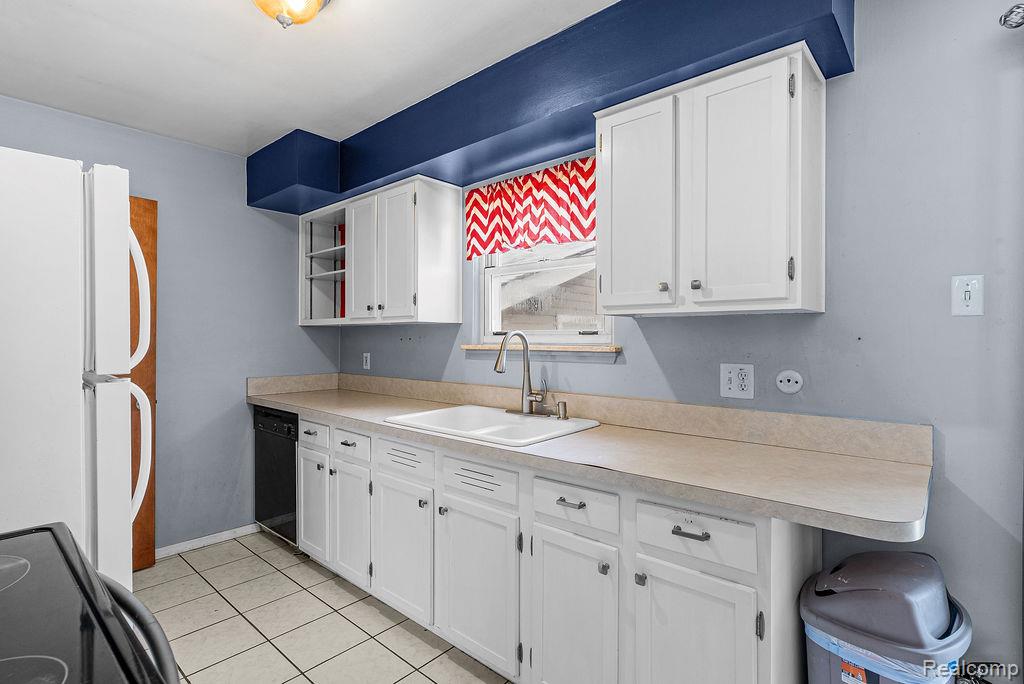 4277 Ashlawn Drive, Flint, MI 48507 — Photo 15