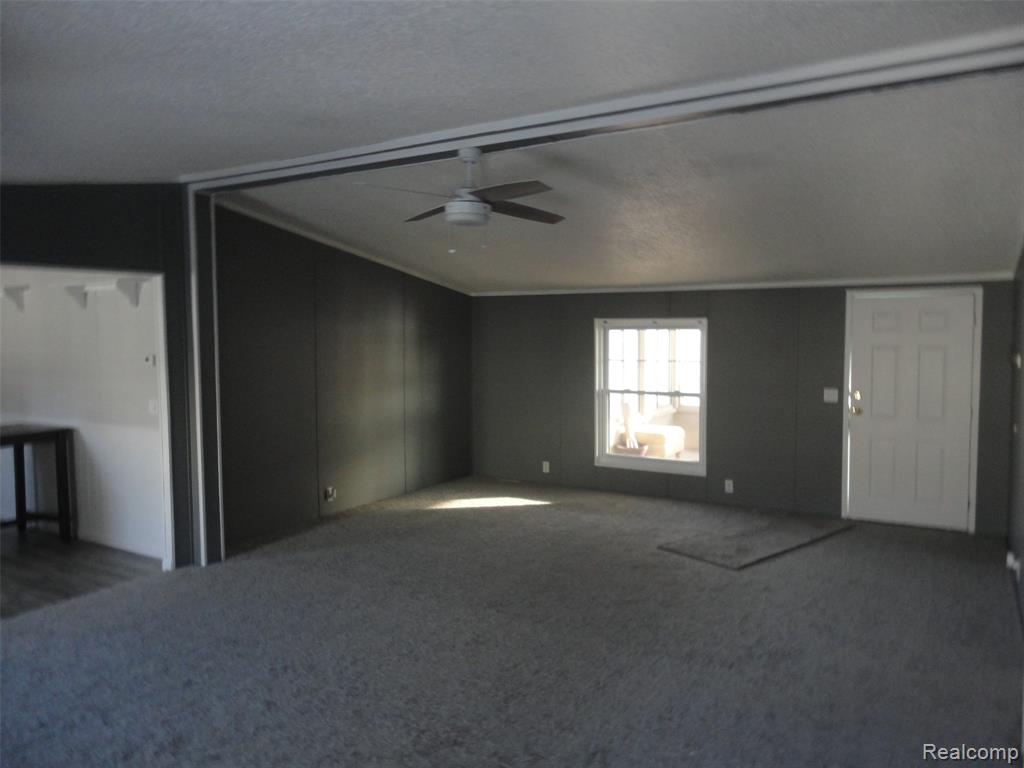 450 Glencoe, Temperance, MI 48182 — Photo 8