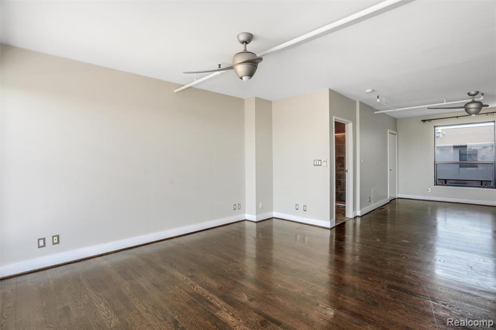 6533 E. JEFFERSON Avenue, Detroit, MI 48207 — Photo 29