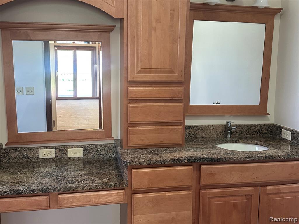 8329 Caribou Trail, Clarkston, MI 48348 — Photo 26