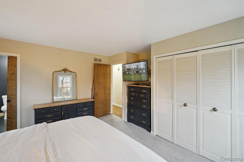 4186 BRANDON Drive, Howell, MI 48843 — Photo 24