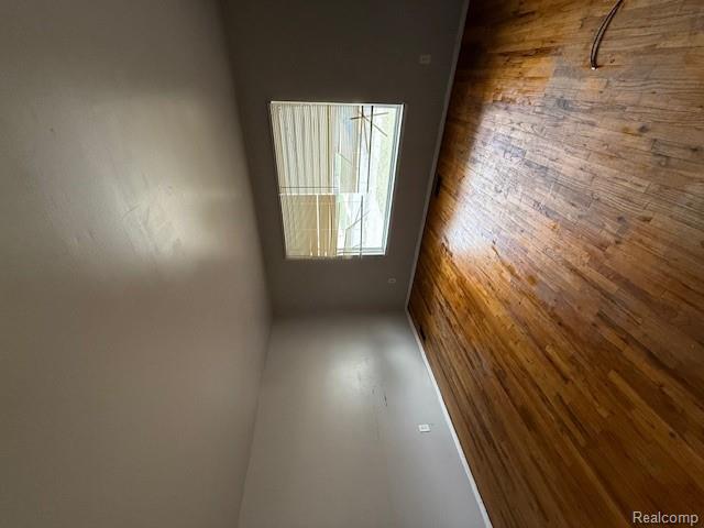 7667 Greenview Avenue, Detroit, MI 48228 — Photo 2