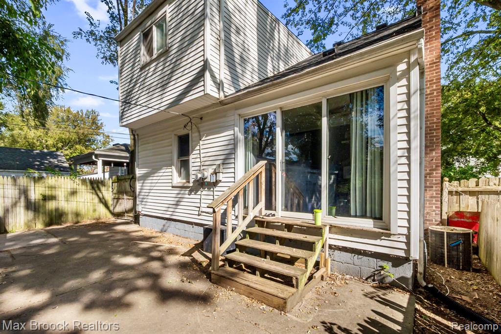 4428 Washington Street, Wayne, MI 48184 — Photo 33
