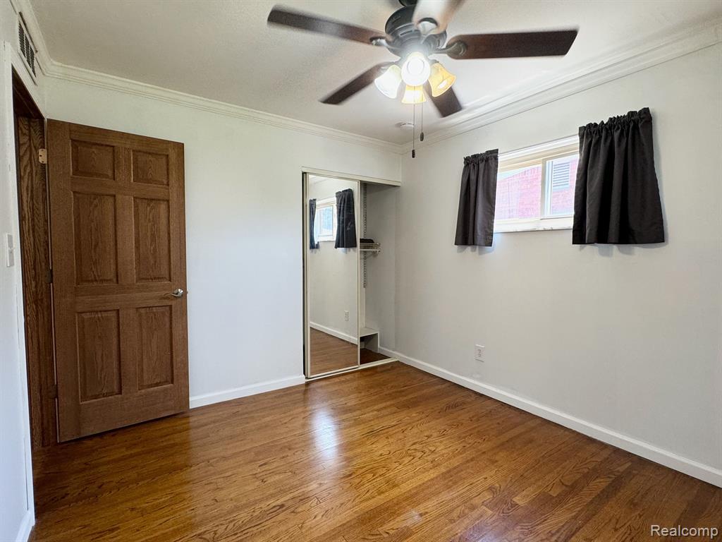 8126 Mills Street, Taylor, MI 48180 — Photo 24