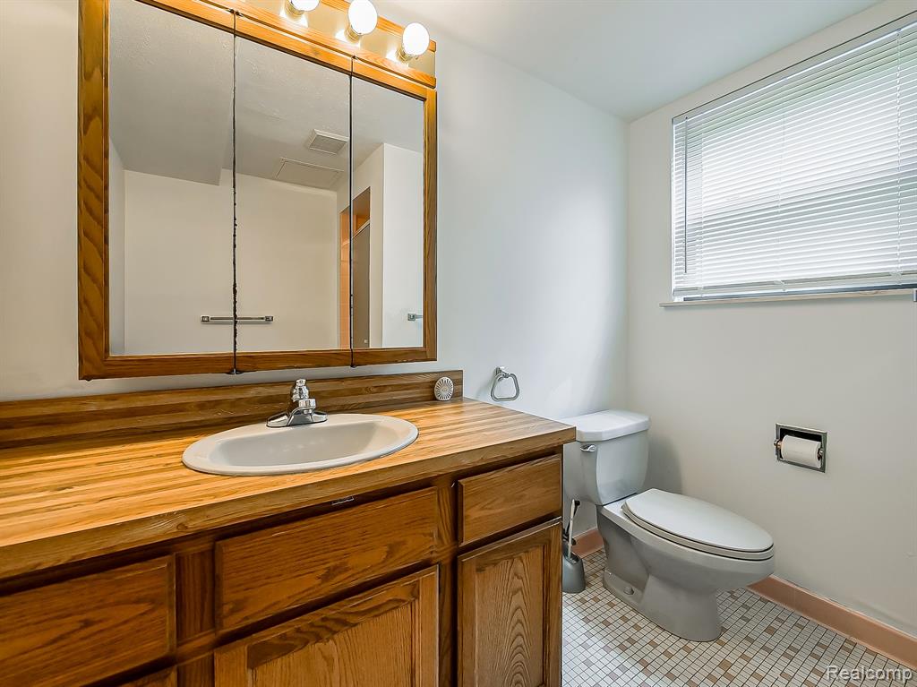 7580 Thornwood Street, Canton, MI 48187 — Photo 61