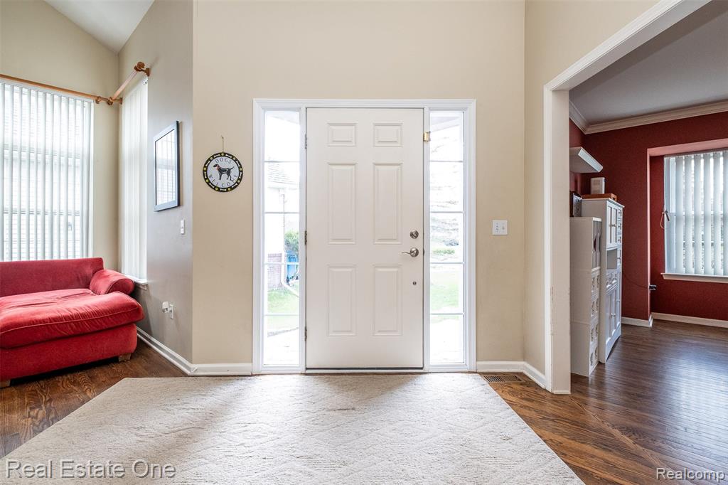 5716 Lancaster Lane, Commerce Twp, MI 48382 — Photo 14
