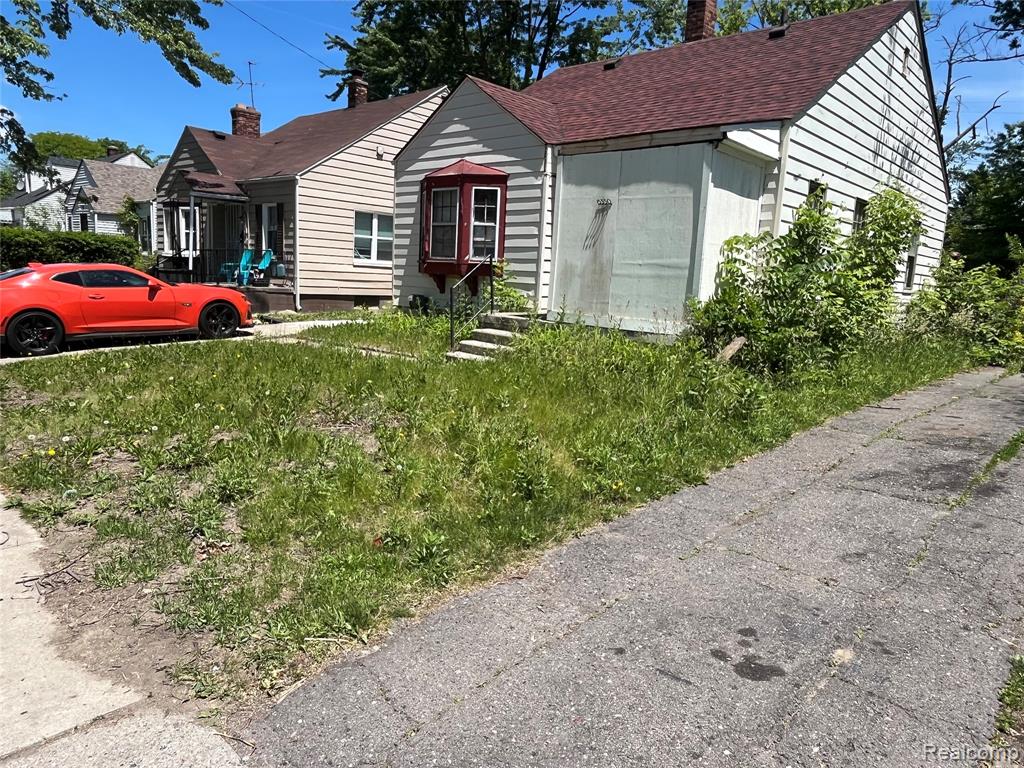 6350 Radnor Street, Detroit, MI 48224 — front exterior