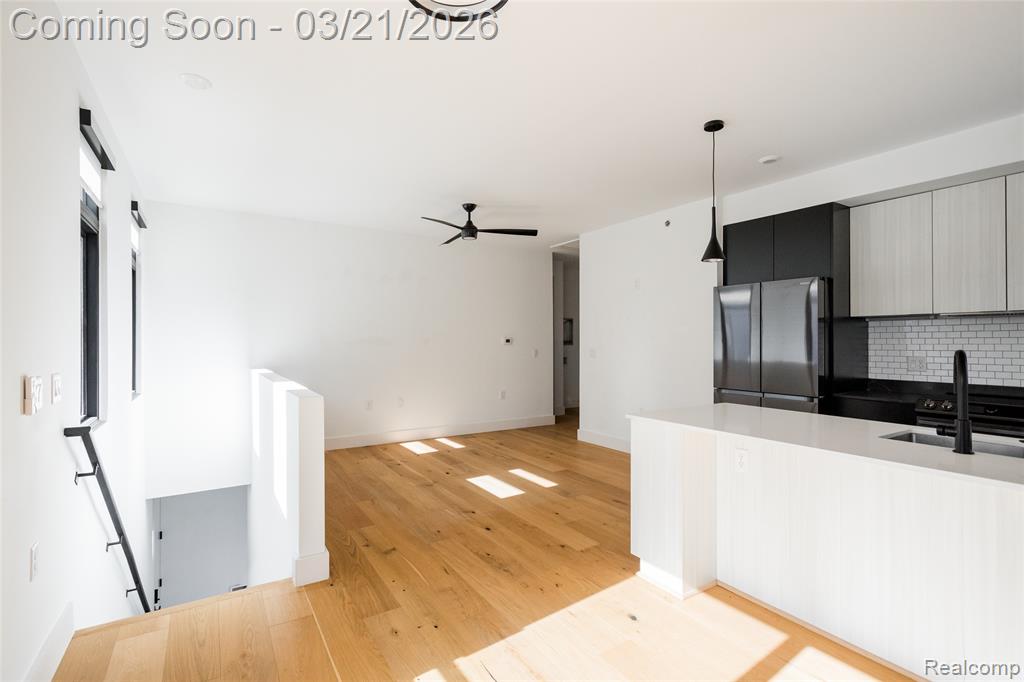 1652 Bagley Street - Photo 3