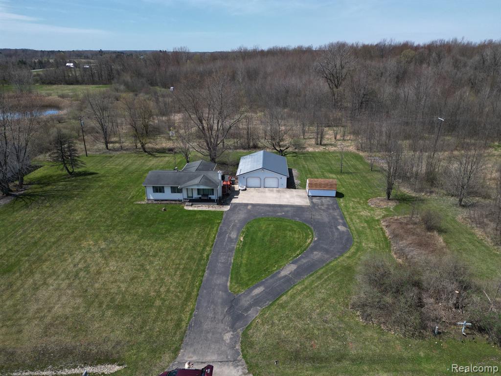 6577 N LAPEER Road, Fostoria, MI 48435 — Photo 3