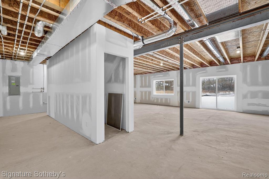 8515 Sandy Crest Drive, White Lake, MI, 00000