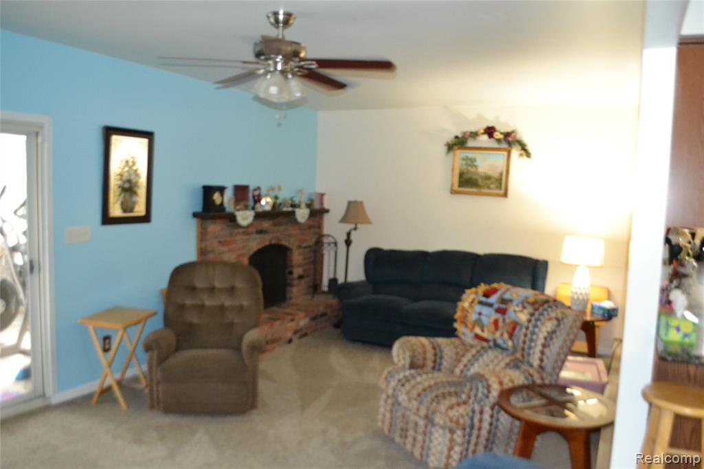 5448 FAIRVIEW Drive, Grand Blanc, MI 48439 — Photo 12