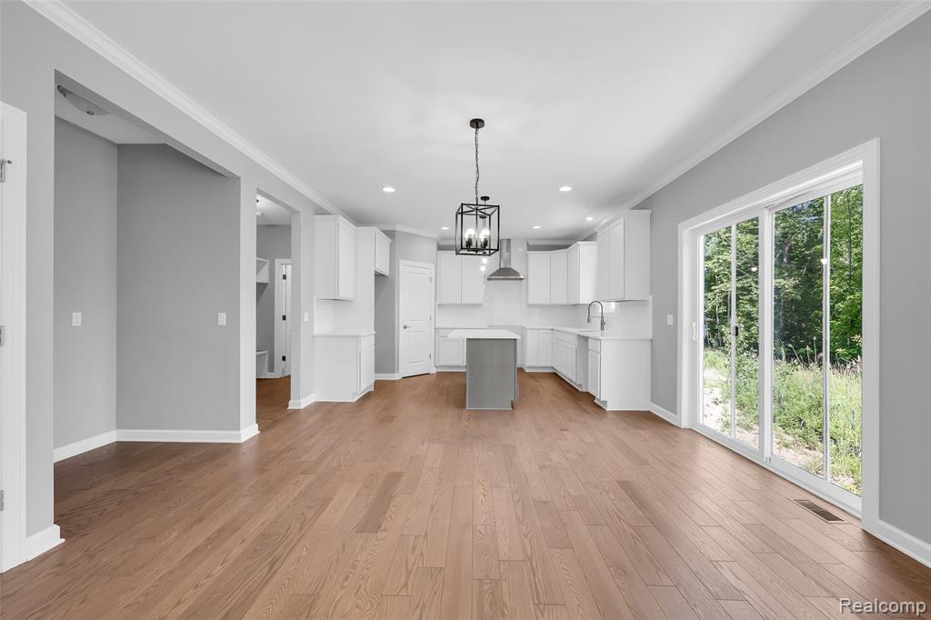10010 Santa Lucia Court, Grand Blanc, MI 48439 — Photo 8