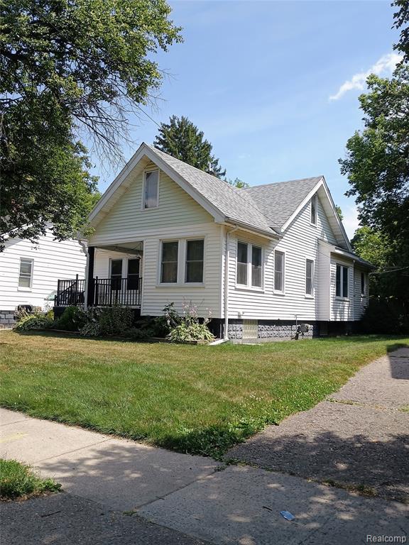 23 Spokane Drive, Pontiac, MI 48341