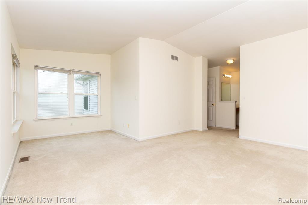 1179 N BAY Drive, Ann Arbor, MI 48103 — Photo 21