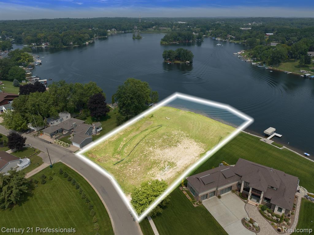 9986 KING Road, Davisburg, MI — Photo 2