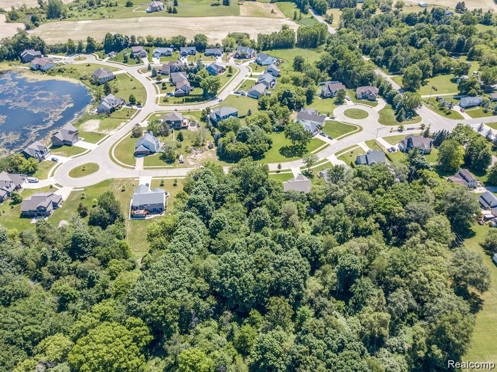 7480 Fairview Drive, Goodrich Vlg, MI — Photo 9