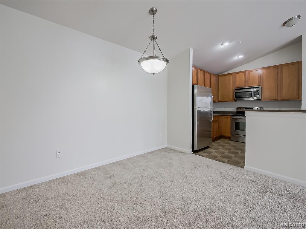 245 WRIGHT Street, Wixom, MI — Photo 5