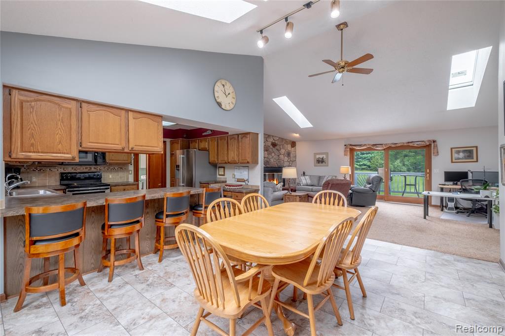 4536 Stoney Acres Lane, Highland, MI — Photo 8