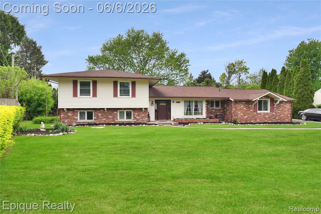 38243 Jonathan Street, Clinton Twp, MI 48036