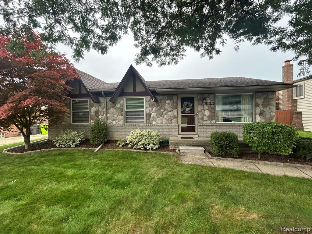 41950 Clayton Street, Clinton Twp, MI 48038