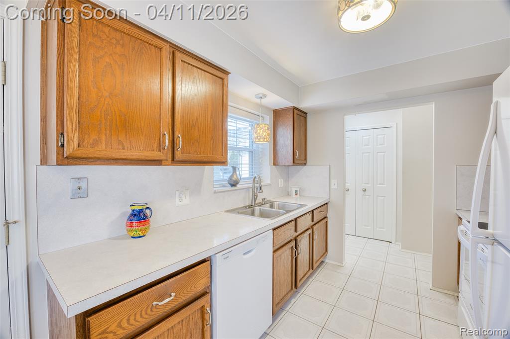 24615 Park Terrace Drive, Harrison Township, MI — Photo 14