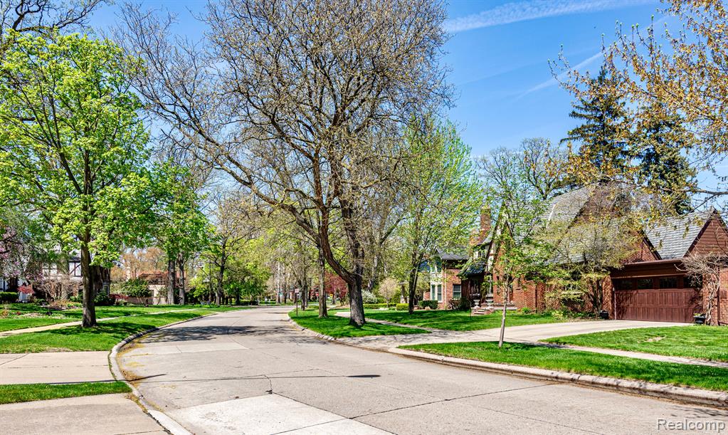 434 HENDRIE Boulevard, Royal Oak, MI 48067 — Photo 46