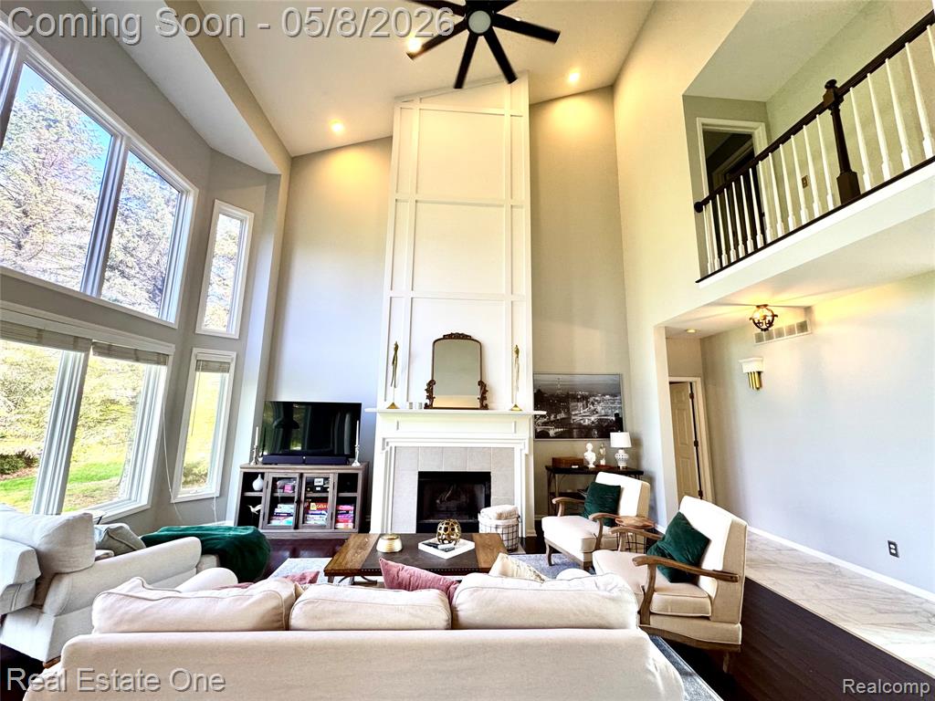 419 Roundview Drive, Rochester, MI 48307 — Photo 5